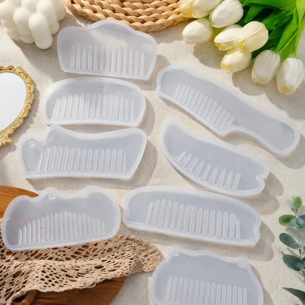 Comb-shaped silicone mold