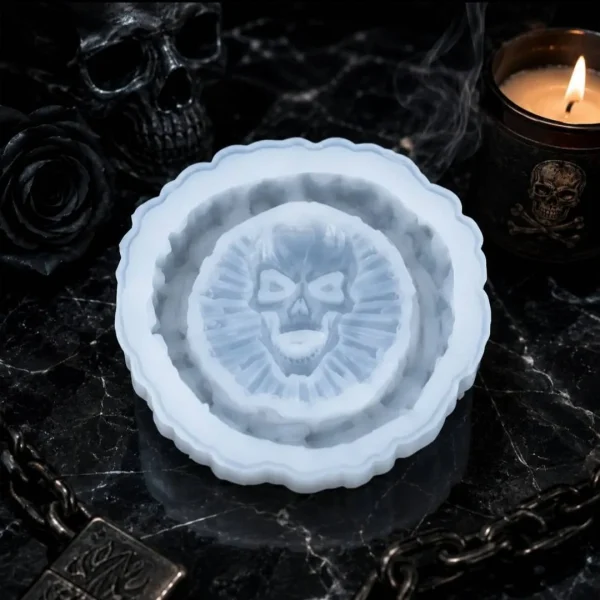 Skull-shaped silicone ashtray mold